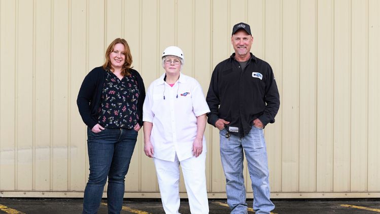 Seymour_Stephanie_Tammy_Jeff-Emmi-Roth